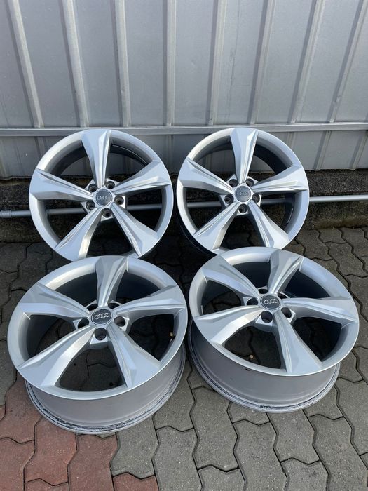 Jante de aluminiu originale Audi R19 impecabile