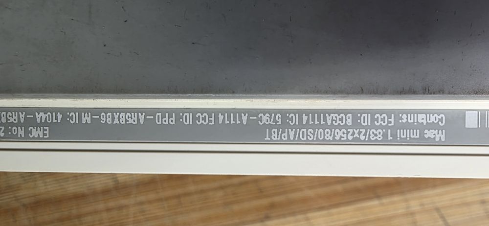 Продавам  употребяван Apple Mac Mini 1
