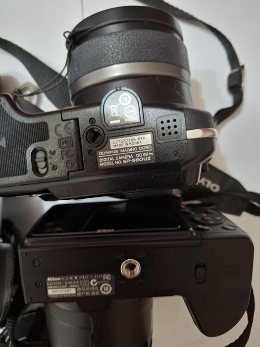Vând camere foto CANON