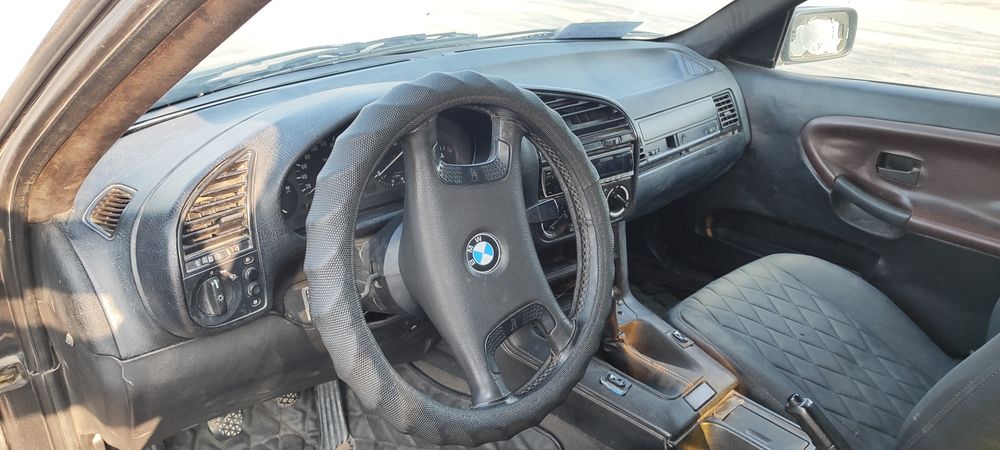 BMW madel 318 holati yahshi
