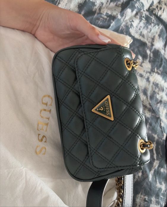 geanta guess verde