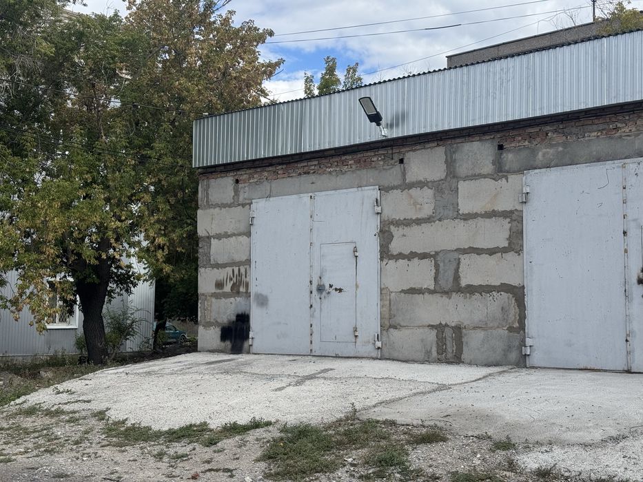 Продам гаражный бокс