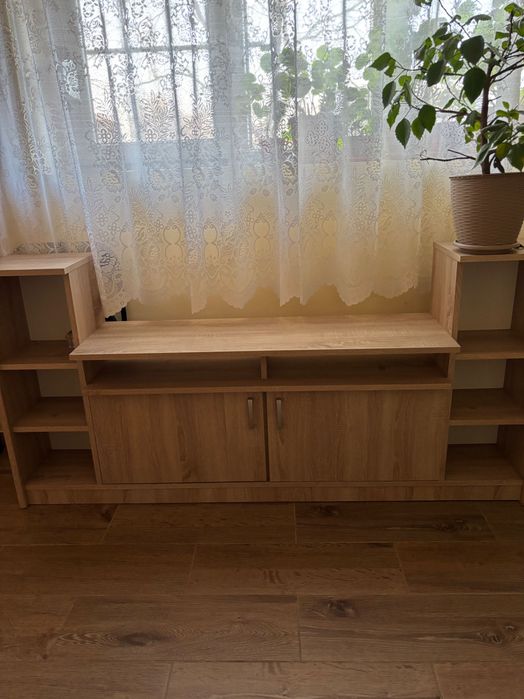 Comoda TV pentru living