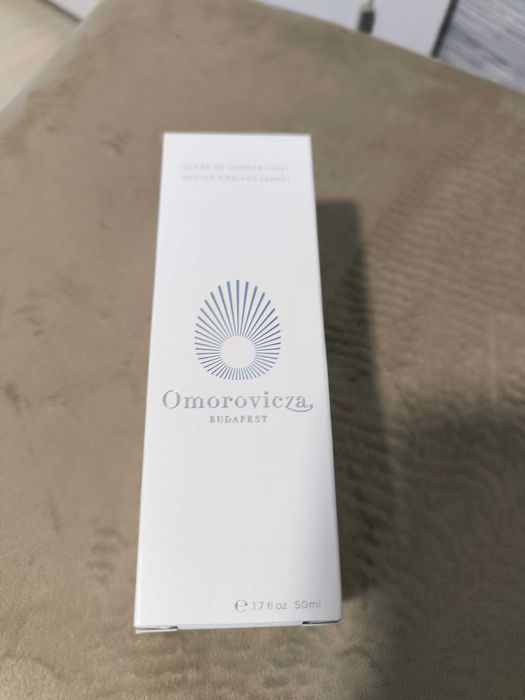 Omorovicza Queen of Hungary Mist face revitaliser флорални вода