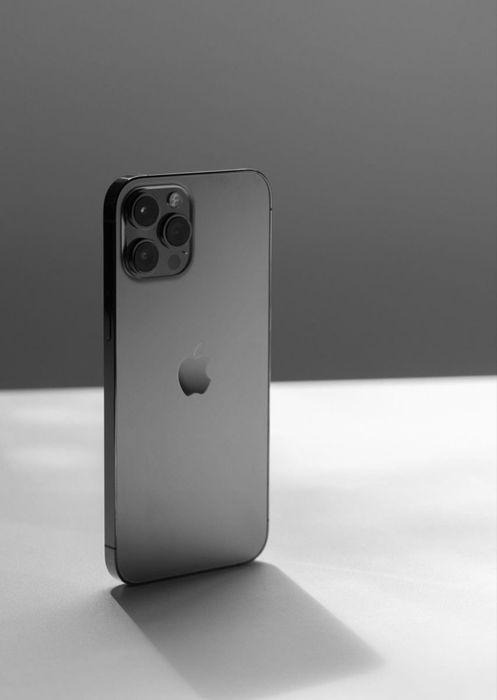 iPhone 12 Pro Max srochno sotiladi!