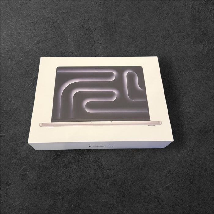 Продавам Аpple mac book pro 14 inch