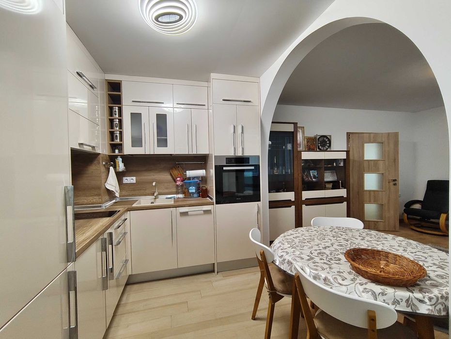 Продава се Едностаен апартамент в Търговище, Вароша - 40 кв.м за 1008 €/кв.м - Снимка #1