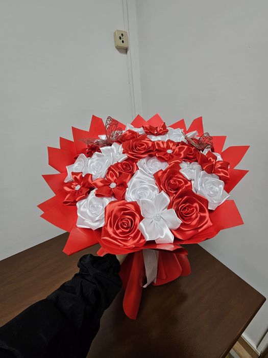 Buchet trandafiri