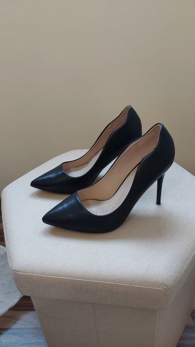 Обувки на висок ток 36 рр