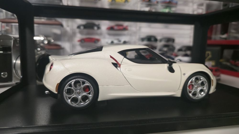 AUTOart Alfa Romeo 4C 1:18