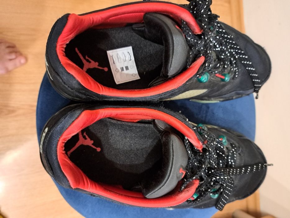 Мъжки маратонки  в черно и червено ,Nike Jordan.