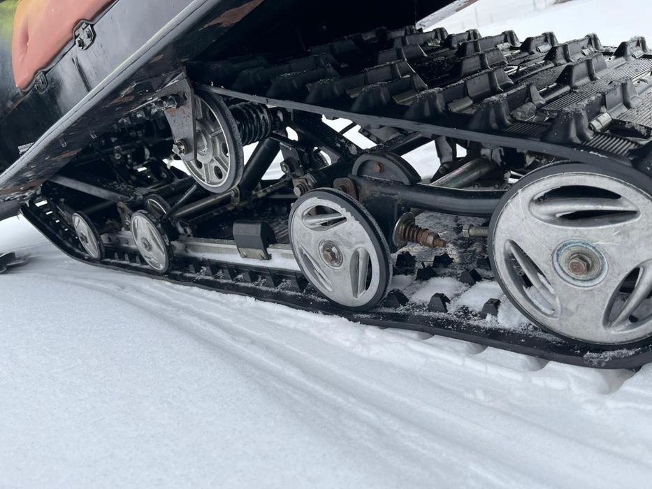 Продам снегоход Тайга СТ-500Д.