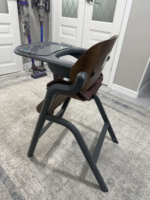 Стульчик для кормления, новый почти,