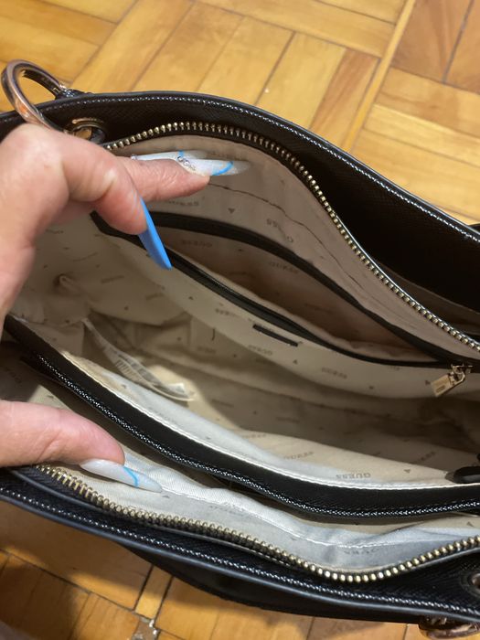 Geanta guess originala cu saculet