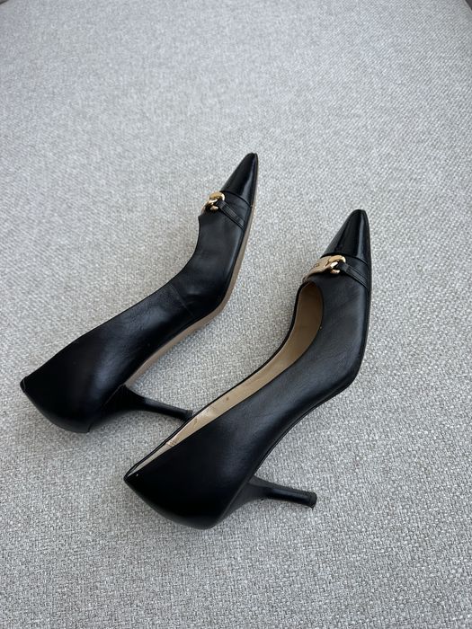 Елегантни токчета Coach