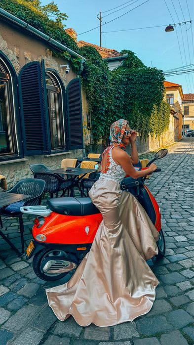 Vând rochie Sherri Hill, noua, cu eticheta