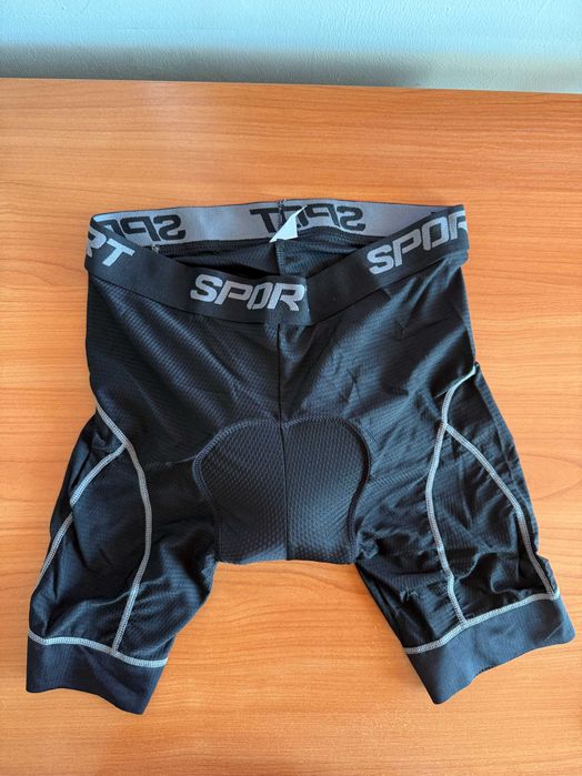 Мъжки колоездачни шорти с гел подплата – размер M (EU 48)