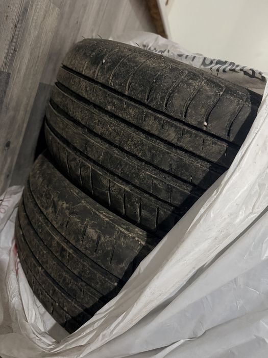 Продам летние шины 215/55/17