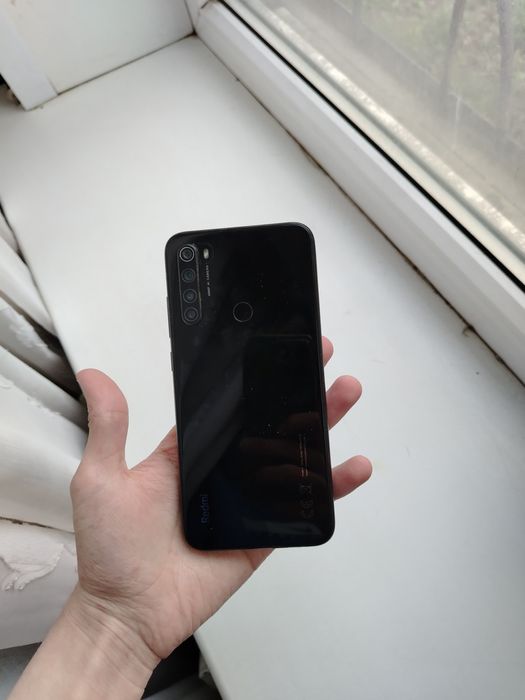 Продам смартфон redmi note8