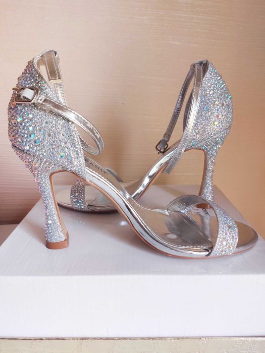 Сандали на ток-37   номер