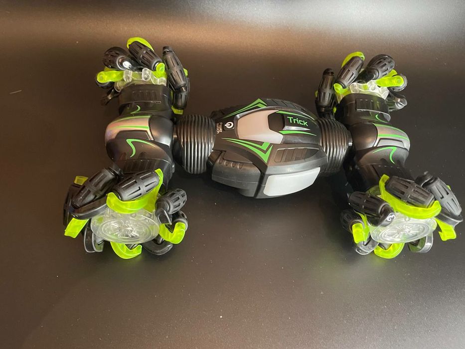 Машинка на радиоуправлении для мальчиков