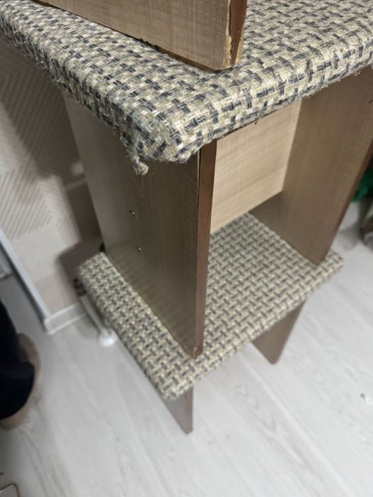 Кухонный стол с табуретками