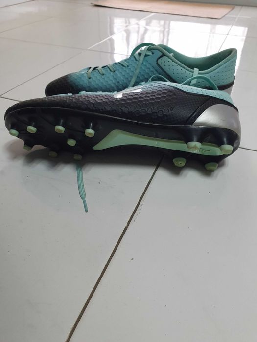 Бутонки и стоножки