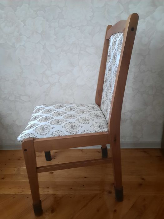 Стулья деревянные