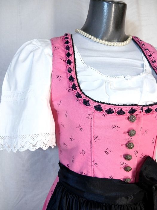 Dirndl Nr 38 rochie bavareză Oktoberfest cu șorț camașa  tiroleza