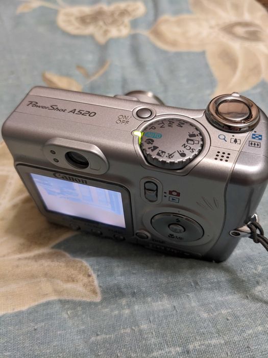 Canon PowerShot A520 фотоапарат + аксесоари