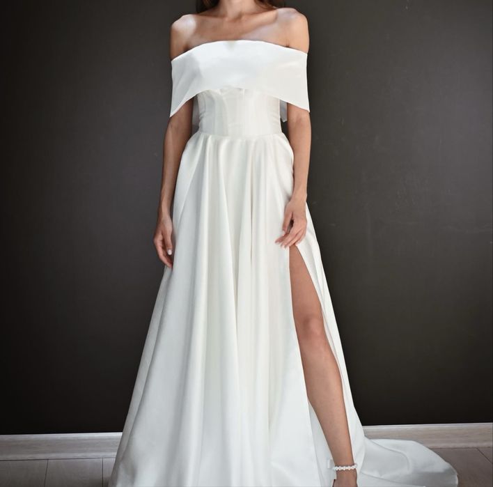 Свадебное платье Ivory dress
