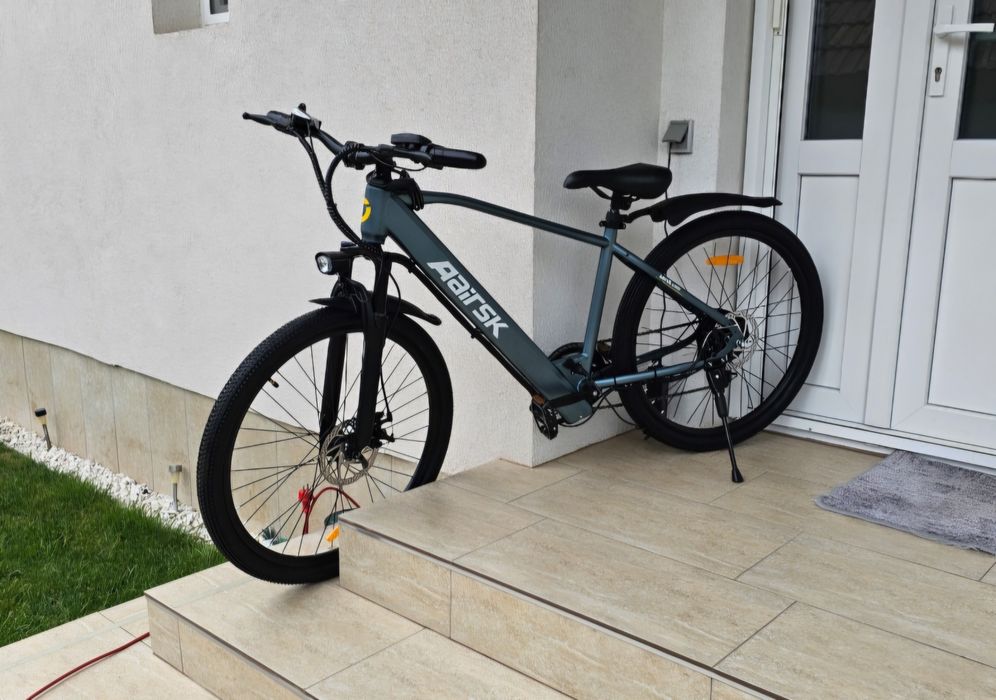 Bicicleta electrică funcții de asistare la pedalare