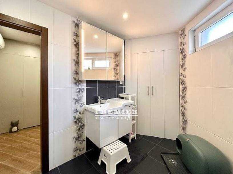 Продава се Тристаен апартамент в с. Равда, Област Бургас - 123 кв.м за 1618 €/кв.м - Снимка #1