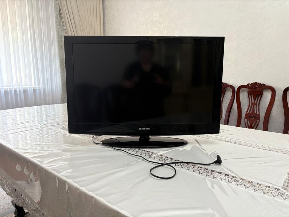 Продам телевизор Самсунг