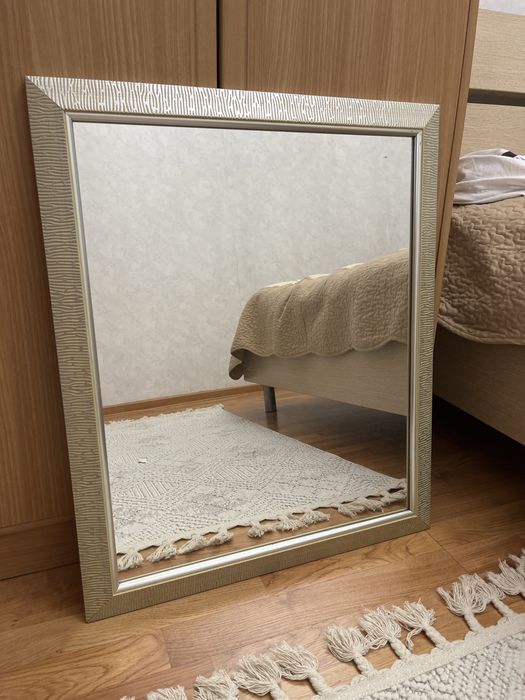 Зеркало размером 58*70