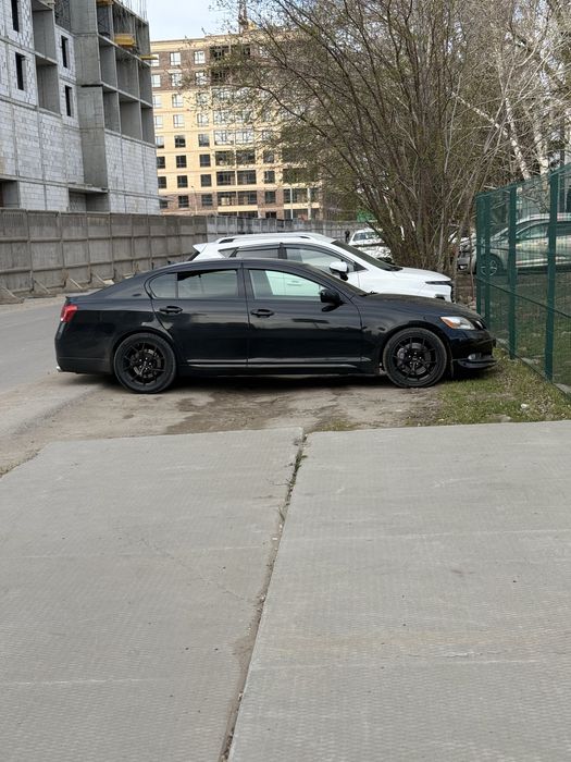 Продам LEXUS gs 300