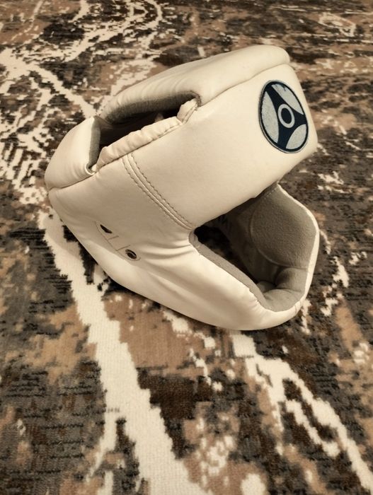 Головная защита каратэ