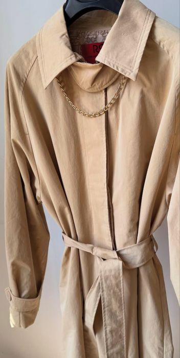 Чисто нов дамски шлифер на италиански топ бранд