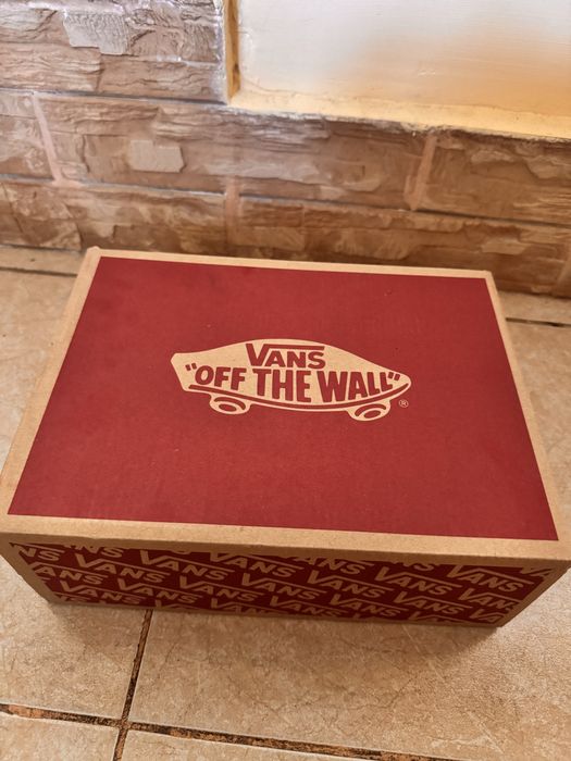 Кецове Vans с кутия 36 номер