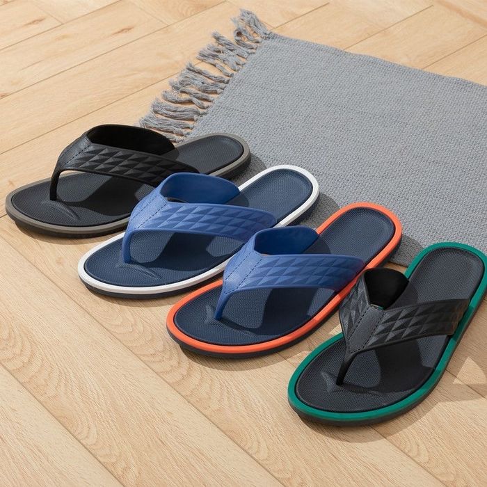 Erkaklar uchun sport uslubidagi flip-flop shippak