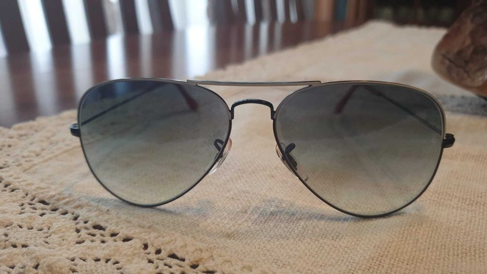 Ochelari de soare noi