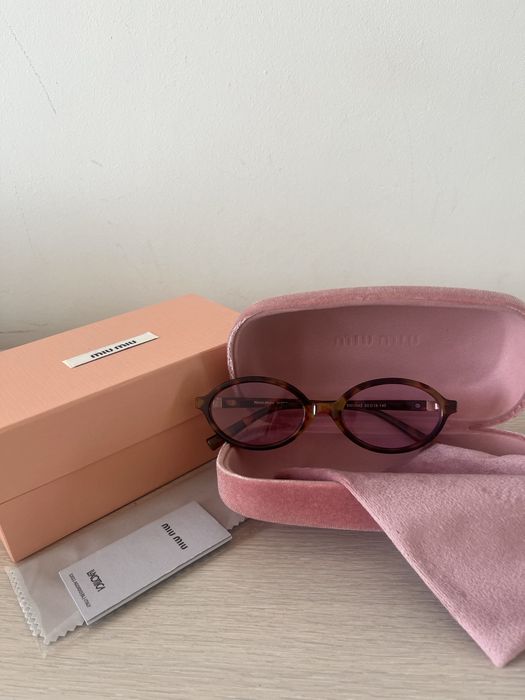 Ochelari de soare miu miu