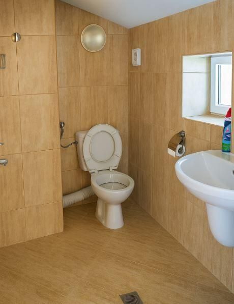 Дава се под наем Едностаен апартамент в Варна, Спортна зала - 34 кв.м за 250 € - Снимка #3