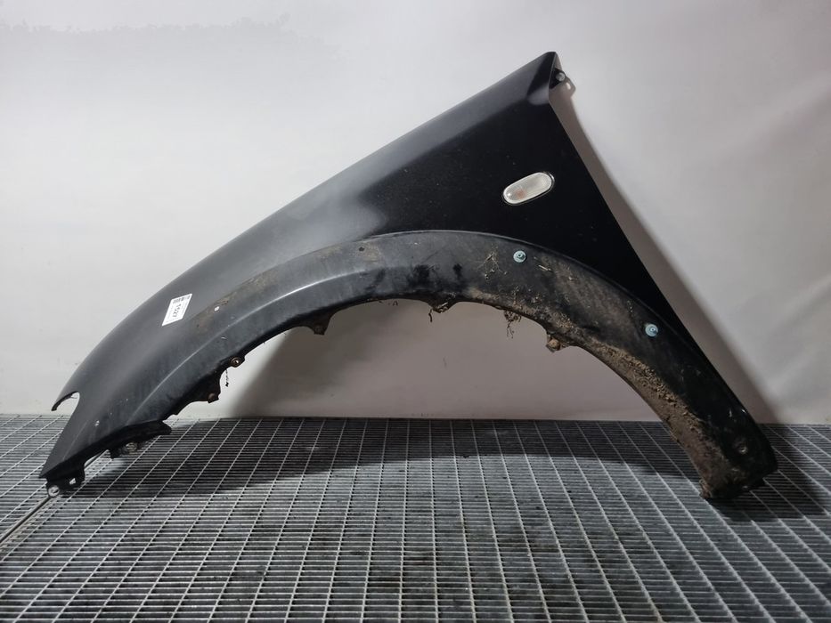 Aripa Stanga Fata Mitsubishi L200 Facelift 2010 - 2015 4 Usi NEGRU X08 (1527) Garantie