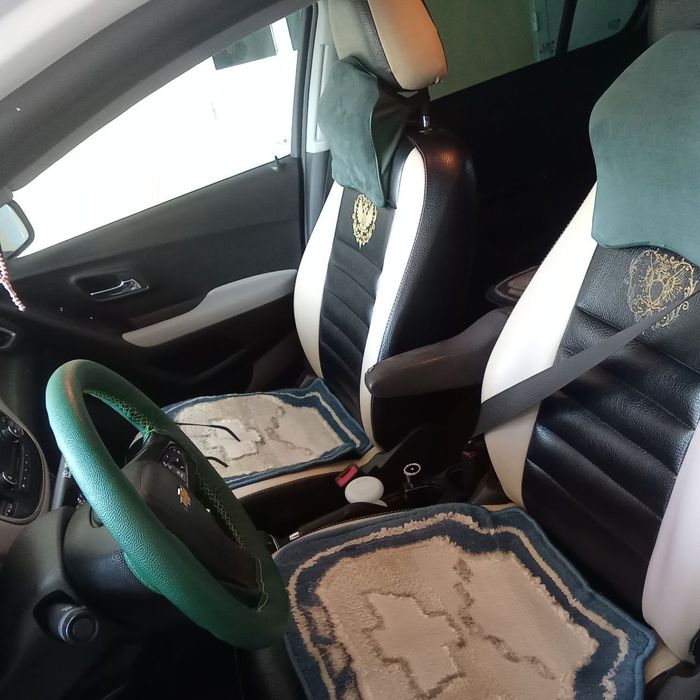 Трекер сотилади холати жуда яхши