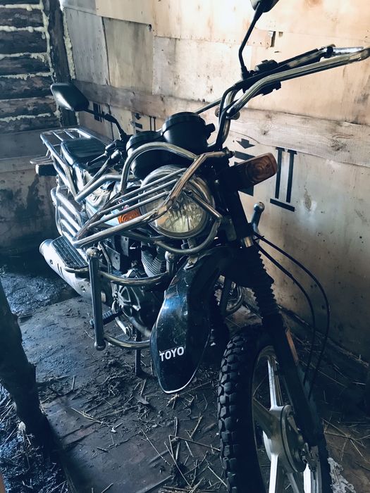 Мотоцикл TOYO-150