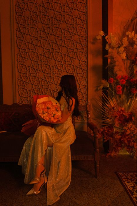 Платье серебристое