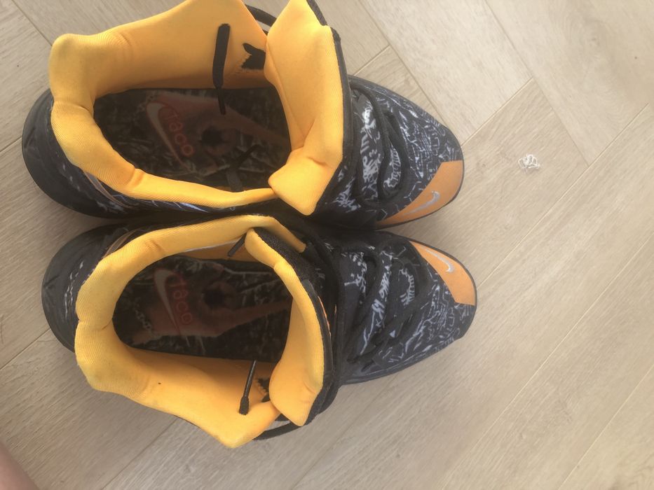 Jordan 5 Tako pe