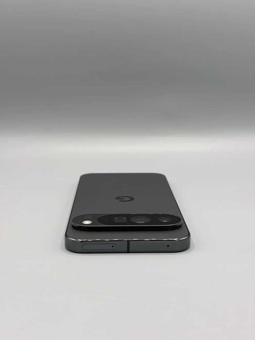 Google Pixel 10 Pro XL 256 GB,16 GB RAM, Baterie 100% , 67 Cicluri, Obsidian Black