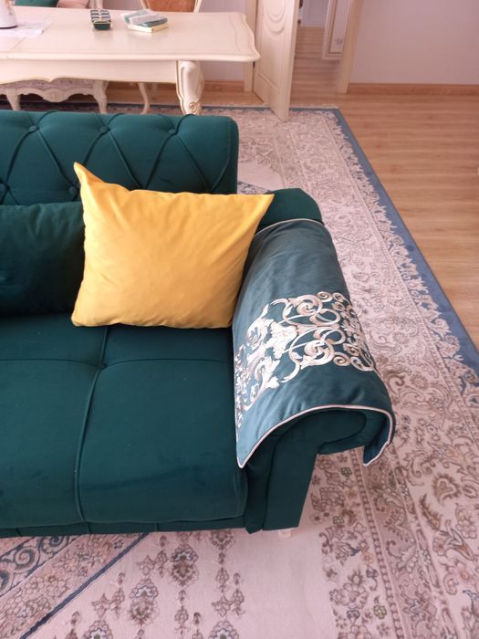 Срочно . Продам . Диваны .